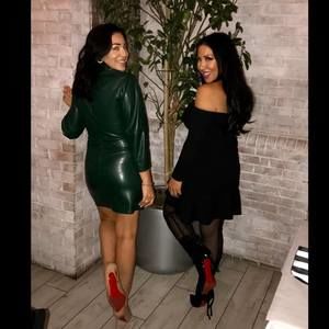 Meet your Posher, Rena